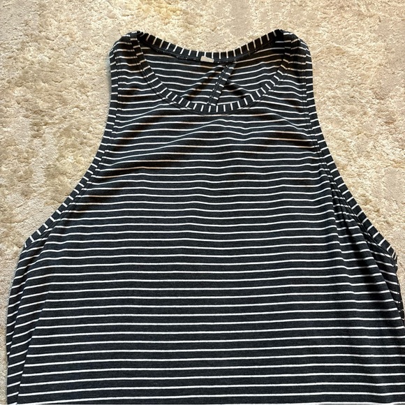 Lululemon All Tied Up Tank Modern Stripe Heathered Black White Size 6 - Picture 7 of 12